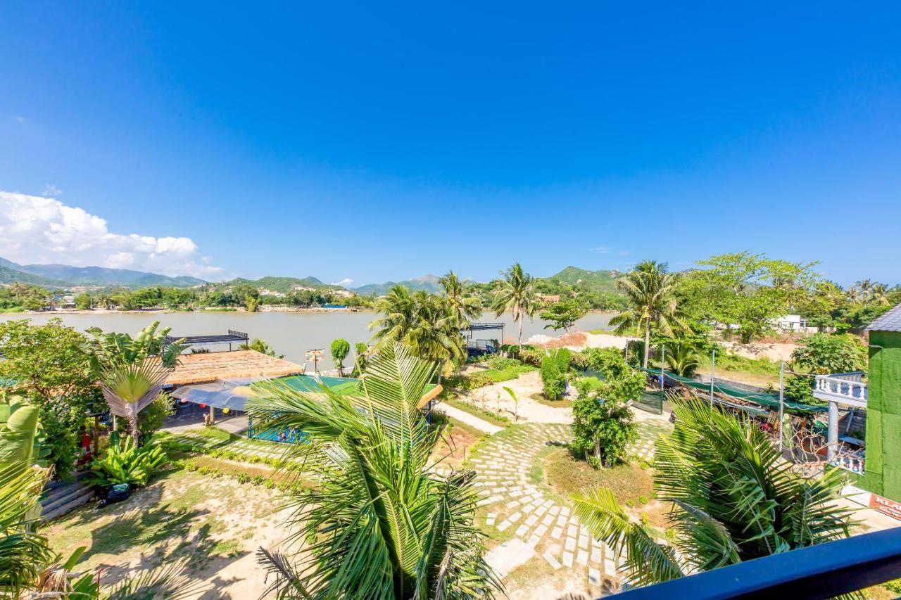Oyo 426 Klaus Resort Nha Trang Esterno foto